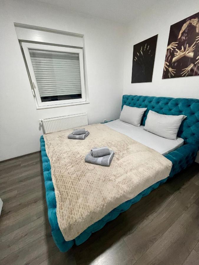 La Apartamento Jagodina Luaran gambar